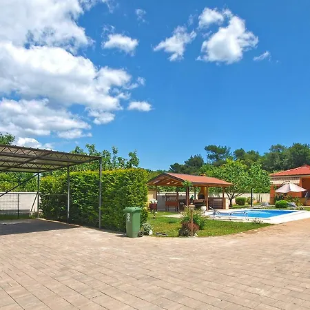 House Marino 2069 펜션 *