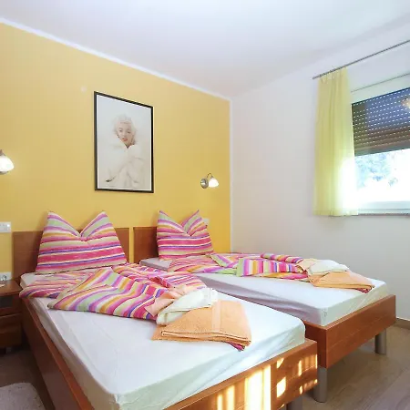 House Marino 2069 Сasa de vacaciones Pula