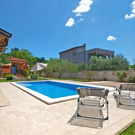 Сasa de vacaciones House Marino 2069 *